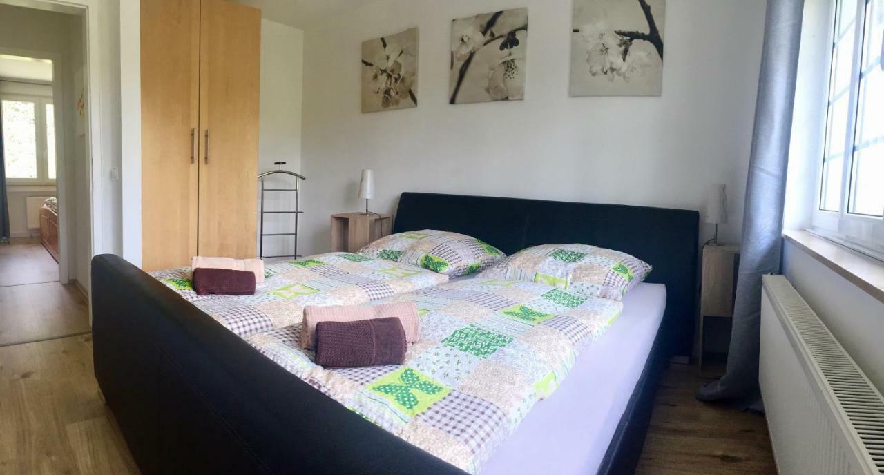 Ferienhaus Am Menzerather Weiher Μονσάου Εξωτερικό φωτογραφία